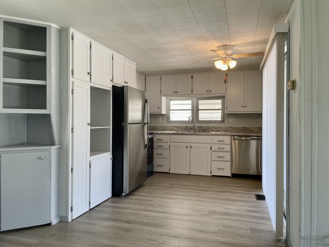 249 Jasper St in Largo, FL - Building Photo - Building Photo