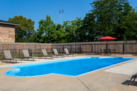 Seasons & Woodale Apartments in Monroe, LA - Foto de edificio - Building Photo