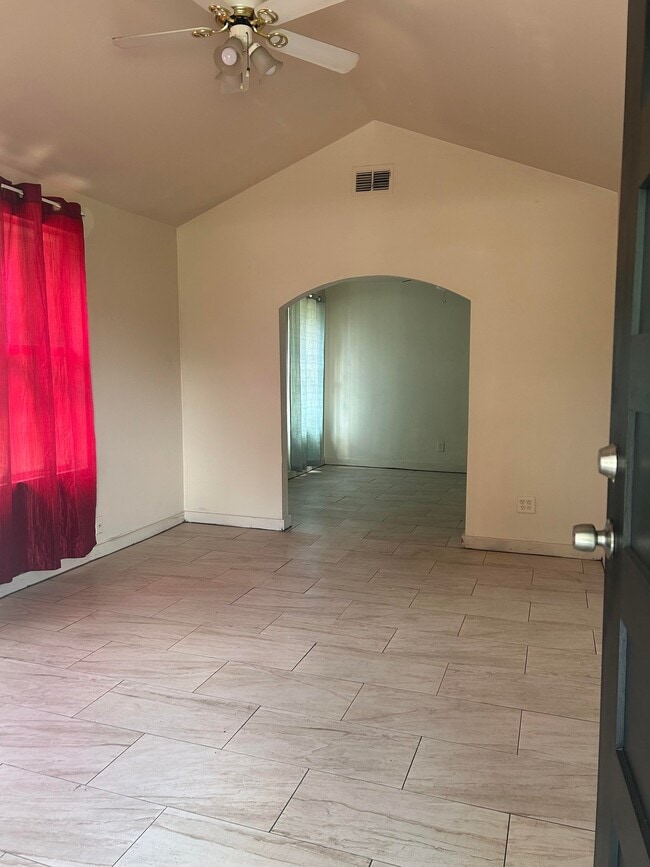 2333 Graham Ave in Jacksonville, FL - Building Photo - Building Photo