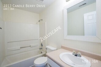 3913 Candle Berry Dr in Indianapolis, IN - Building Photo - Building Photo