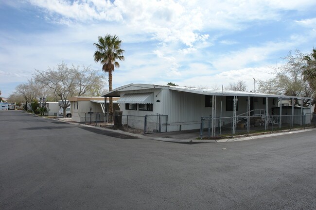 Shadow Mountain Community in Las Vegas, NV - Building Photo - Building Photo