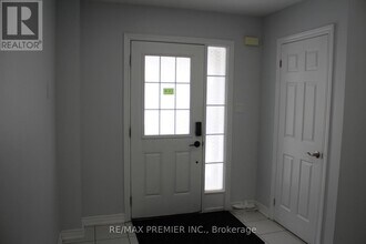 51 Mullholland Ave in Cambridge, ON - Building Photo - Building Photo