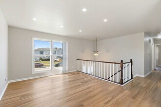 2155 College Dr in Glendale Heights, IL - Building Photo - Building Photo