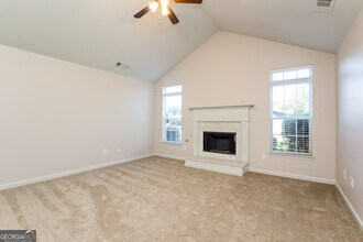 8548 Guthrie Dr in Riverdale, GA - Building Photo - Building Photo