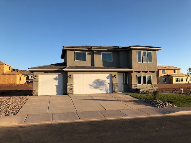 3378 E Crimson Ridge Dr in Saint George, UT - Building Photo