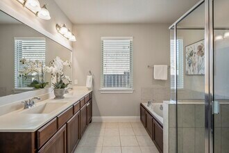 16719 Highland Country Dr in Cypress, TX - Building Photo - Building Photo