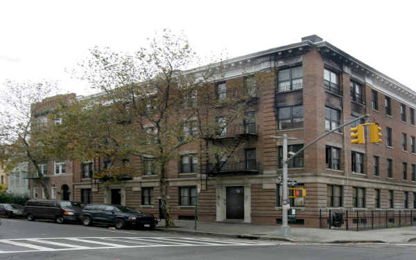 320-322 New York Ave in Brooklyn, NY - Building Photo