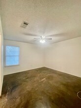 1629 Gordon St-Unit -B in San Marcos, TX - Building Photo - Building Photo