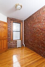 410 E 13th St, Unit 4E in New York, NY - Building Photo - Building Photo