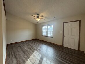 101 May Ct in Jacksonville, NC - Building Photo - Building Photo