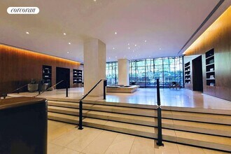 515 E 72nd St in New York, NY - Building Photo - Building Photo
