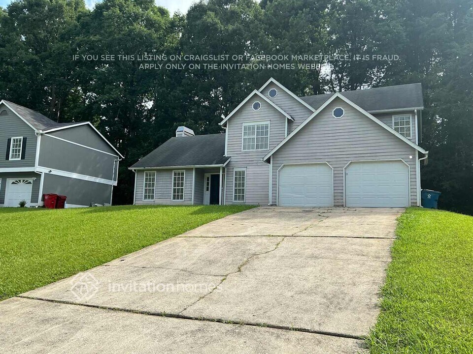 1411 Chelsea Downs Ln NE in Conyers, GA - Building Photo