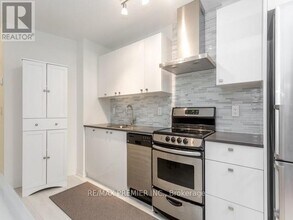 51-651 E Liberty St in Toronto, ON - Building Photo - Building Photo