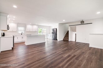 3801 Iron Horse Way in Louisville, KY - Building Photo - Building Photo