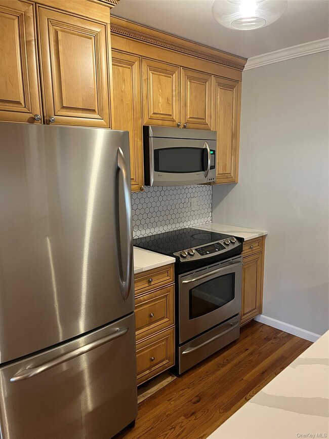 77 Richmond Blvd in Ronkonkoma, NY - Building Photo - Building Photo