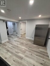 4055 Ellesmere Rd in Toronto, ON - Building Photo - Building Photo