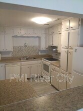2527 Emily Ln in Jacksonville, FL - Building Photo - Building Photo