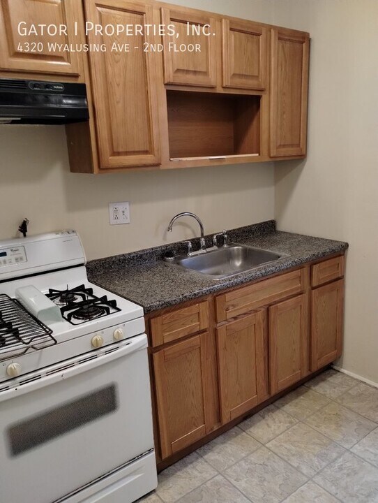 4320 Wyalusing Ave-Unit -2nd Floor in Philadelphia, PA - Foto de edificio