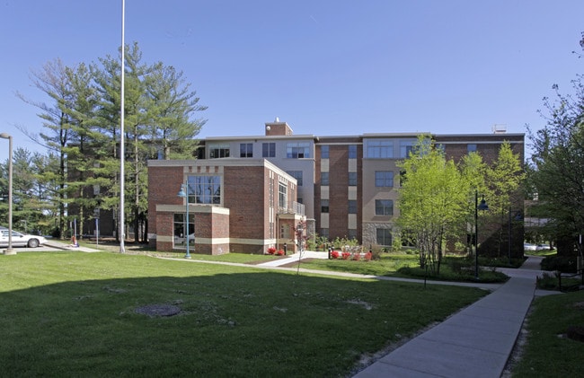 Woodcrest Retirement Residence in Coraopolis, PA - Building Photo - Building Photo