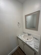 605 Andrew St in Newberg, OR - Building Photo - Building Photo