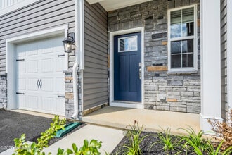 1 Anna Ln in Mount Holly, NJ - Building Photo - Building Photo