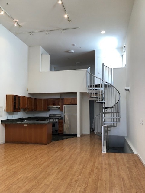 950 Harrison St in San Francisco, CA - Building Photo - Building Photo