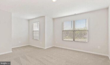 58 Cramsford St in Falling Waters, WV - Building Photo - Building Photo