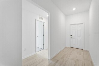 8808 Bay Leaf Dr in Parrish, FL - Building Photo - Building Photo