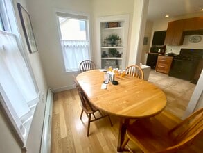 14 Fisk Pl, Unit 1 in Cambridge, MA - Building Photo - Building Photo