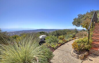 940 Arbolado Rd in Santa Barbara, CA - Building Photo - Building Photo