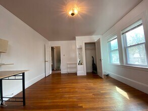 25 Embassy Rd in Boston, MA - Building Photo - Building Photo