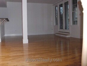 2 Ivaloo St in Somerville, MA - Building Photo - Building Photo