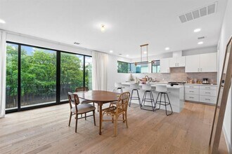 3406 E 17th St in Austin, TX - Building Photo - Building Photo