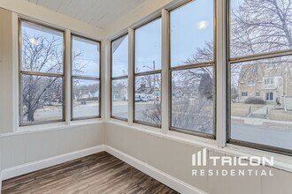 2200 E 38th St in Minneapolis, MN - Building Photo - Building Photo