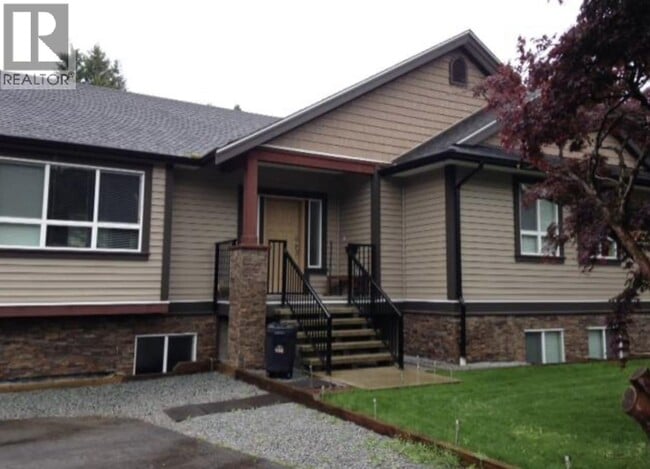 property at 21292-21123 123 Ave