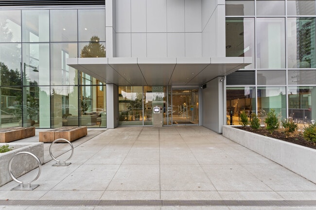 13573-1398A 98a Ave in Surrey, BC - Building Photo - Building Photo