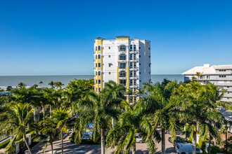 Sancerre in Naples, FL - Building Photo - Building Photo