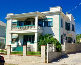 1677 W 23rd St in Los Angeles, CA - Building Photo - Building Photo