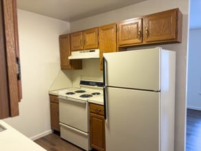 1513 Lincoln Heights Ave in Ephrata, PA - Building Photo - Building Photo