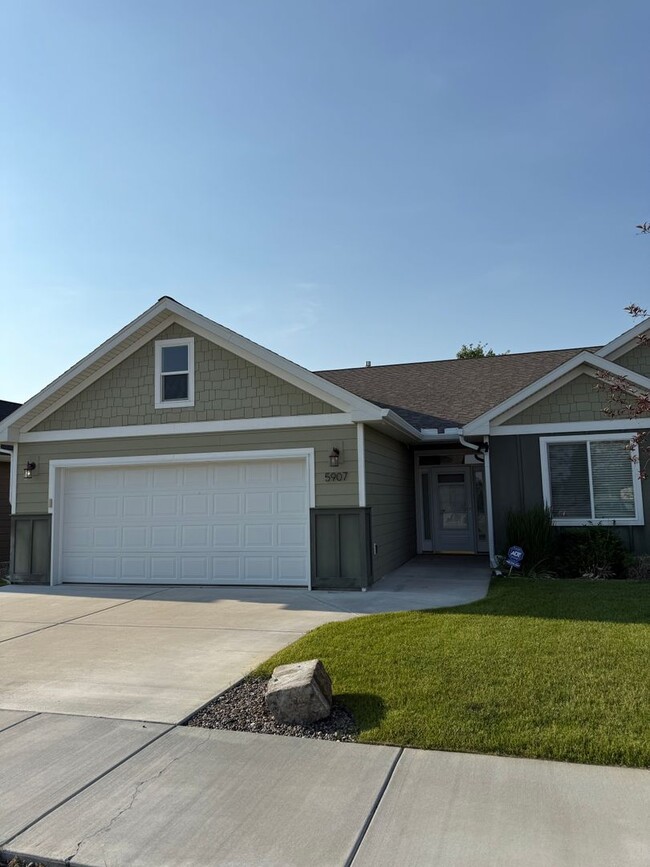 property at 5907 Foxtail Loop W
