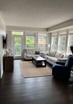 605 Snelling Ave S, Unit 209 in St. Paul, MN - Building Photo