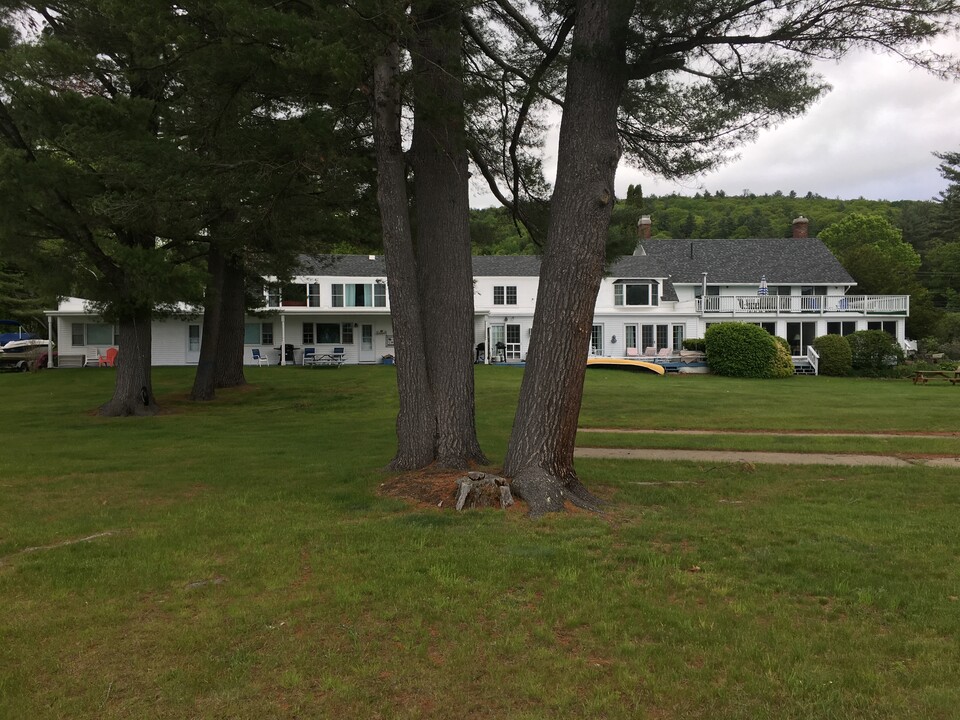 1315 Mayhew Tpke, Unit 9D in Bristol, NH - Building Photo