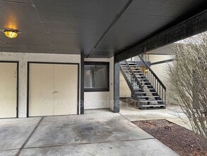 7066 W Colehaven Ln in Boise, ID - Building Photo - Building Photo