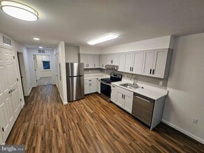 200 Hamilton Ave in Trenton, NJ - Building Photo - Building Photo