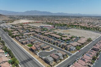 Newton Heights in Las Vegas, NV - Foto de edificio - Building Photo