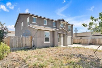 10103 Estacada Ave in Bakersfield, CA - Building Photo - Building Photo