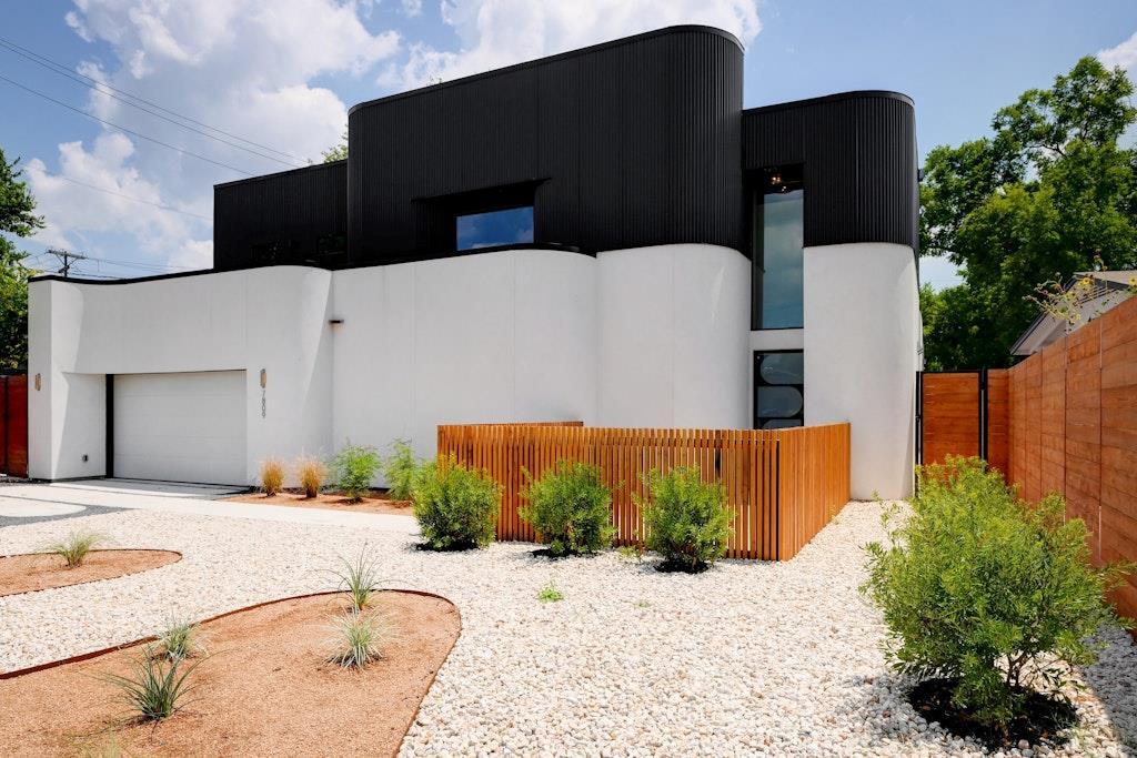 7809 Woodrow Ave in Austin, TX - Building Photo