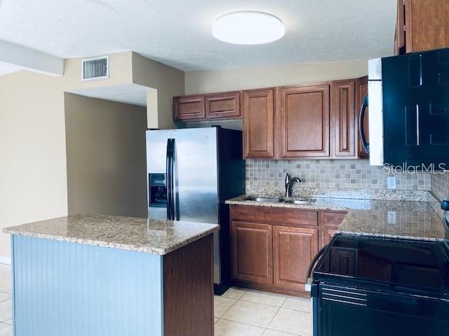 8233 Portulaca Ave in Seminole, FL - Building Photo - Building Photo