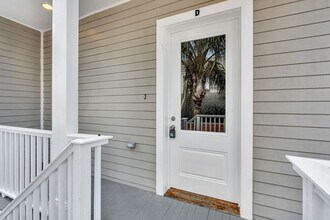 1836 Baronne St in New Orleans, LA - Building Photo - Building Photo