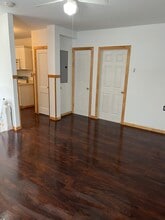 93 Liberty St, Unit 2 in Walton, NY - Foto de edificio - Building Photo